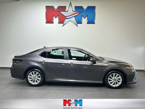 Predawn Gray Mica 2023 Toyota Camry LE