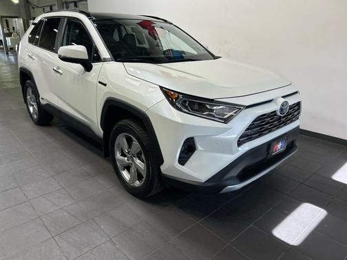 Blizzard Pearl 2021 Toyota RAV4 Hybrid Limited