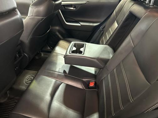 Midnight Black Metallic 2019 Toyota RAV4 Limited