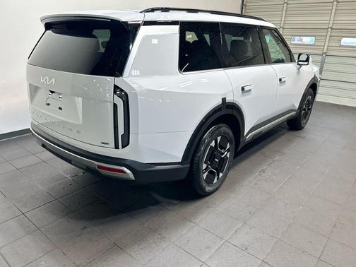 GLACIAL WHITE 2027 Kia Telluride Hybrid EX