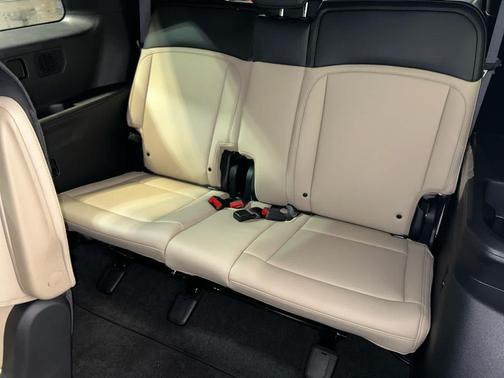 GLACIAL WHITE 2027 Kia Telluride Hybrid EX