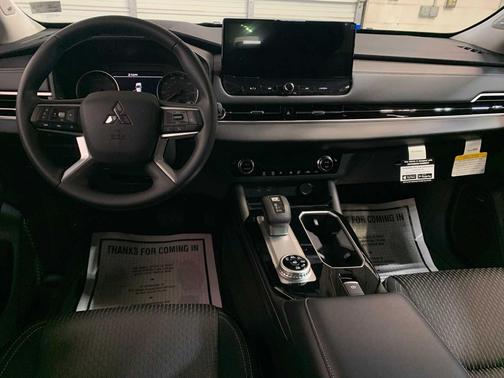 2025 Mitsubishi Outlander ES 2.5 S-AWC