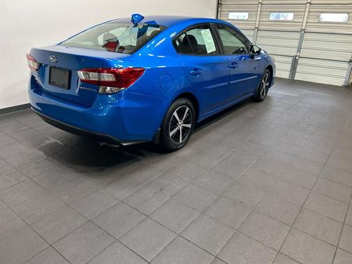 Ocean Blue Pearl 2023 Subaru Impreza Premium