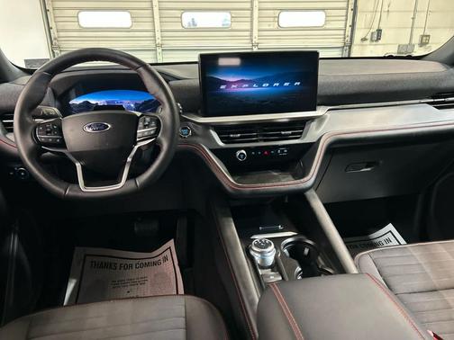 Agate Black Metallic 2025 Ford Explorer ST-Line