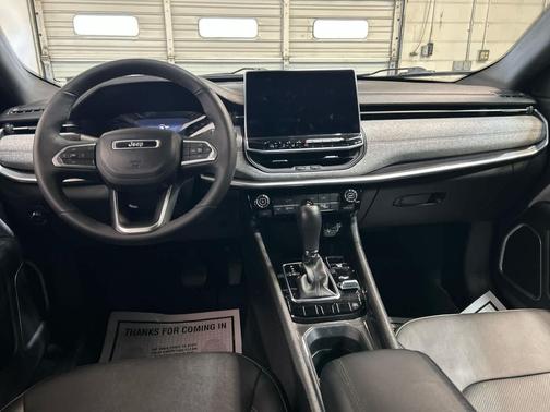 Sting-Gray Clearcoat 2023 Jeep Compass Latitude Lux