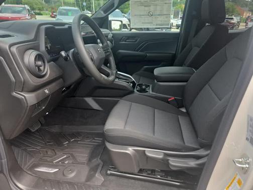 White Sands 2026 Chevrolet Colorado Trail Boss