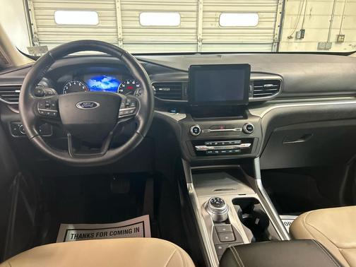 STAR WHITE MET TRI-COAT 2020 Ford Explorer XLT