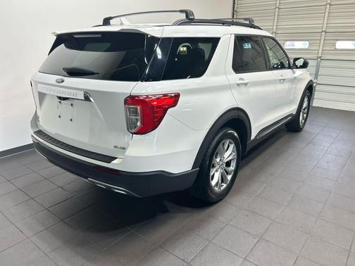 STAR WHITE MET TRI-COAT 2020 Ford Explorer XLT