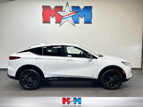 Summit White 2025 Buick Envista Sport Touring FWD