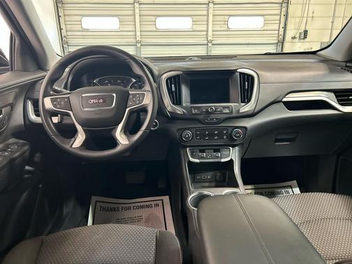 Ebony Twilight Metallic 2023 GMC Terrain SLE