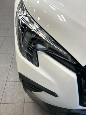 Crystal White Pearl 2027 Subaru Ascent Onyx Edition Touring 7-Passenger