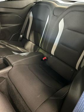 Sharkskin Metallic 2023 Chevrolet Camaro RWD Convertible LT1