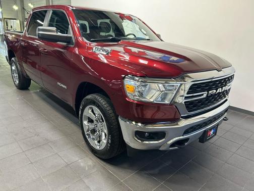 Delmonico Red Pearlcoat 2022 RAM 1500 Big Horn/Lone Star