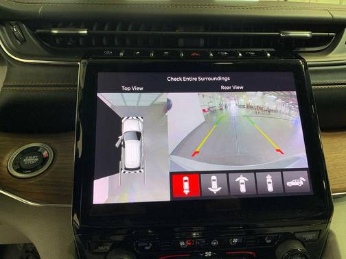2021 Jeep Grand Cherokee L Summit