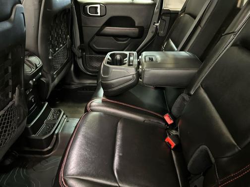 Sting-Gray Clearcoat 2020 Jeep Wrangler Unlimited Rubicon