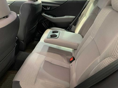 Crystal Black Silica 2025 Subaru Outback Premium