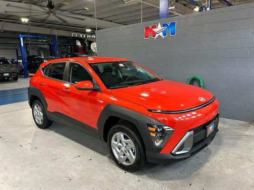 2026 Hyundai KONA SE