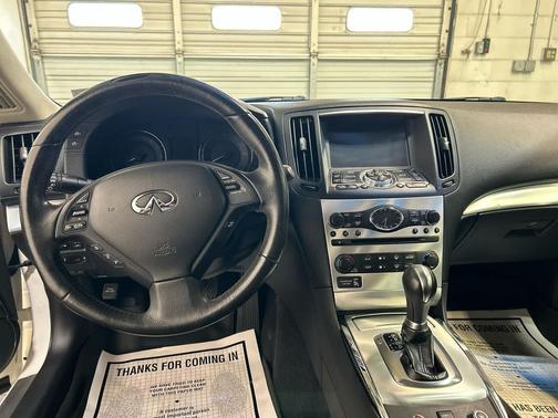 Moonlight White 2014 INFINITI Q60 Base