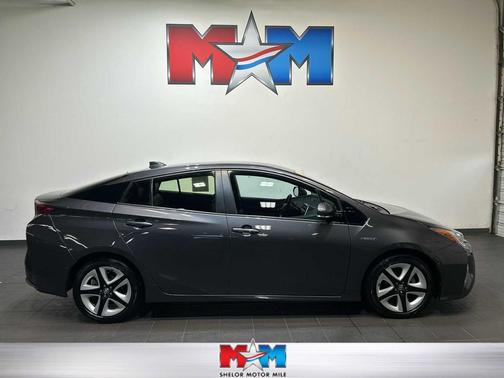 Magnetic Gray Metallic 2017 Toyota Prius Four Touring