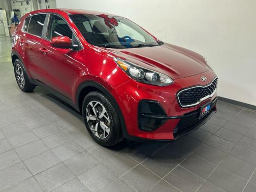 Hyper Red 2022 Kia Sportage LX
