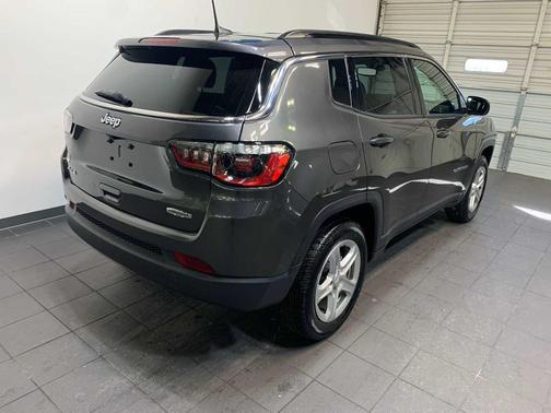 2023 Jeep Compass Latitude