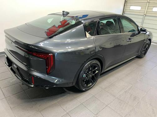 2025 Kia K4 GT-Line Turbo