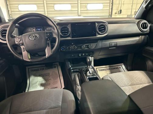 Super White 2019 Toyota Tacoma TRD Sport