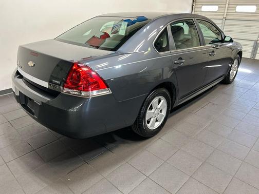 Cyber Gray Metallic 2010 Chevrolet Impala LT