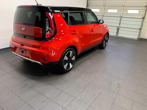 2017 Kia Soul +