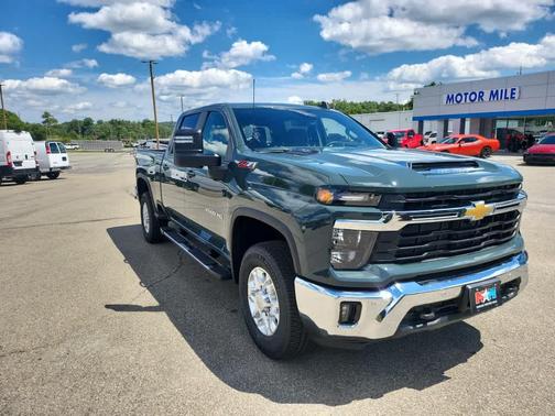 Cypress Gray 2026 Chevrolet Silverado 2500 LT