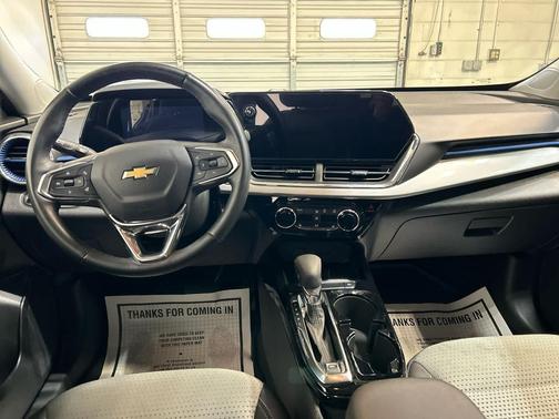 Cypress Gray 2025 Chevrolet Trax LT