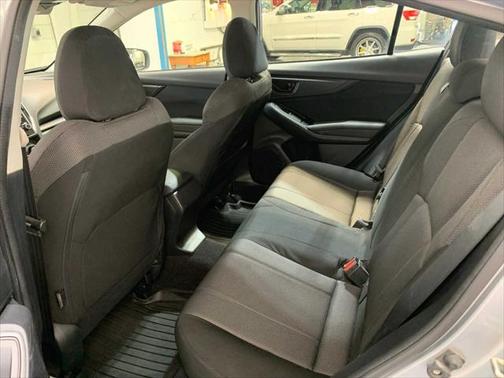 2019 Subaru Impreza 2.0i Premium