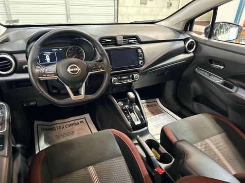 Aspen White Tricoat 2025 Nissan Versa 1.6 S