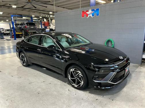 2026 Hyundai SONATA SEL