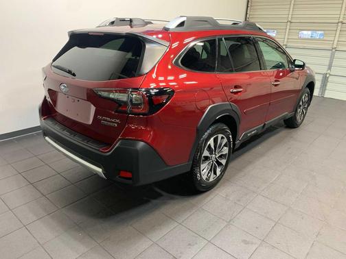 2025 Subaru Outback Touring