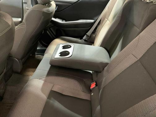 2021 Subaru Outback Base