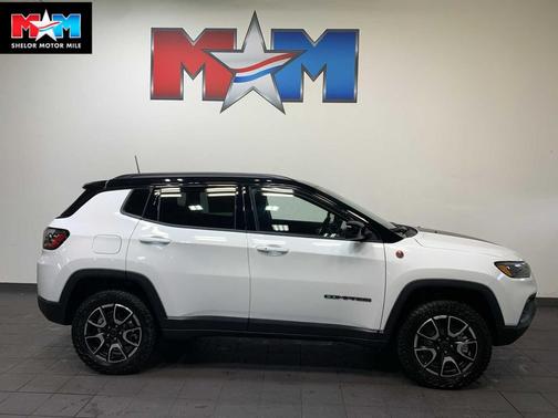 2026 Jeep Compass Trailhawk