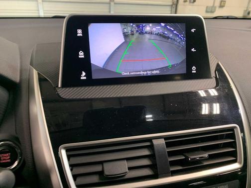 2020 Mitsubishi Eclipse Cross SE