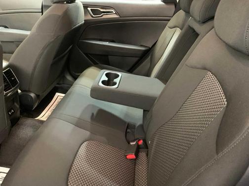 2026 Kia Sportage Hybrid LX