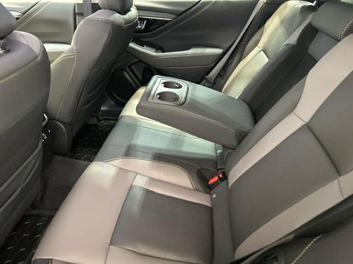 Autumn Green Metallic 2025 Subaru Outback Onyx Edition XT