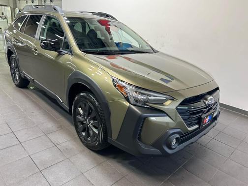 Autumn Green Metallic 2025 Subaru Outback Onyx Edition XT