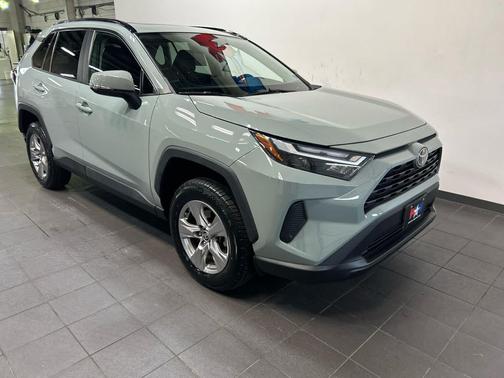 Lunar Rock 2022 Toyota RAV4 XLE