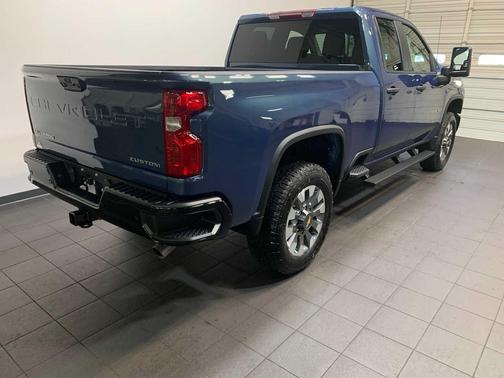 2026 Chevrolet Silverado 2500 Custom