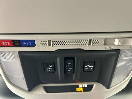 Crystal White Pearl 2022 Subaru Forester Sport