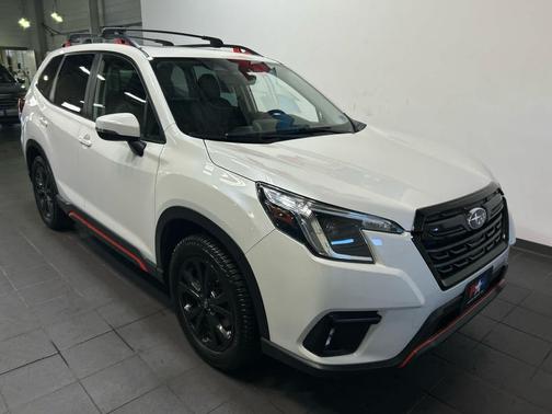 Crystal White Pearl 2022 Subaru Forester Sport