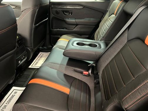 Sonic Gray Pearl 2026 Honda Passport AWD TrailSport