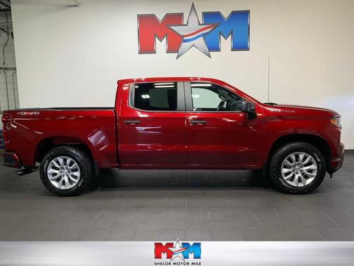 2021 Chevrolet Silverado 1500 Custom