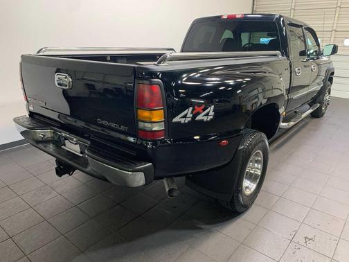 2001 Chevrolet Silverado 3500 LS Crew Cab