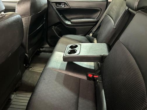 2018 Subaru Forester 2.5i Premium Black Edition