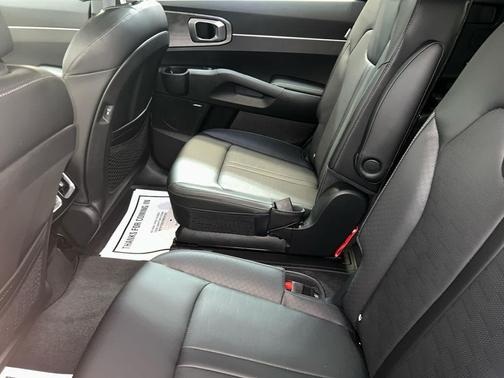 Wolf Gray 2026 Kia Sorento EX